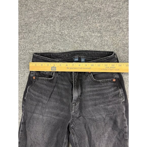 American Eagle Strigid Distressed Mom Jeans Women's Size 2 Black Denim - Picture 3 of 9